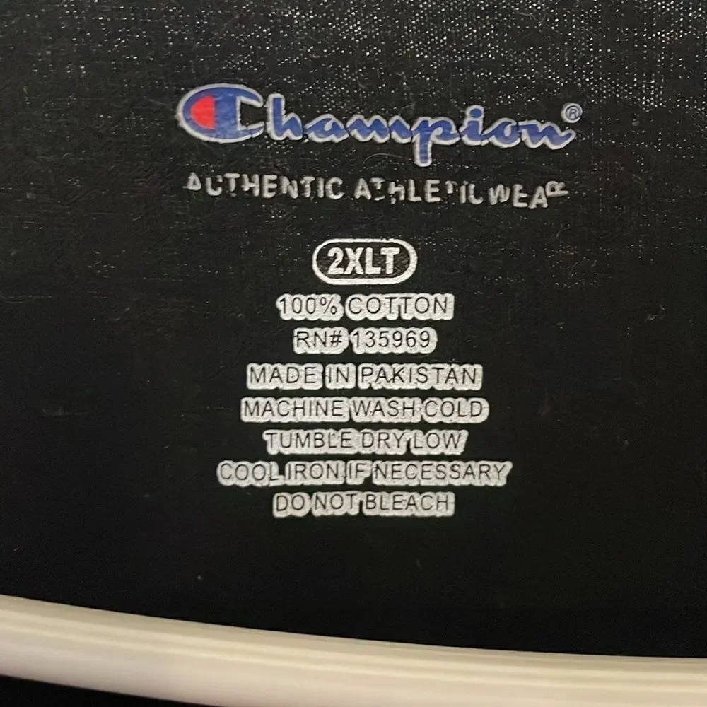 Champion T-shirt